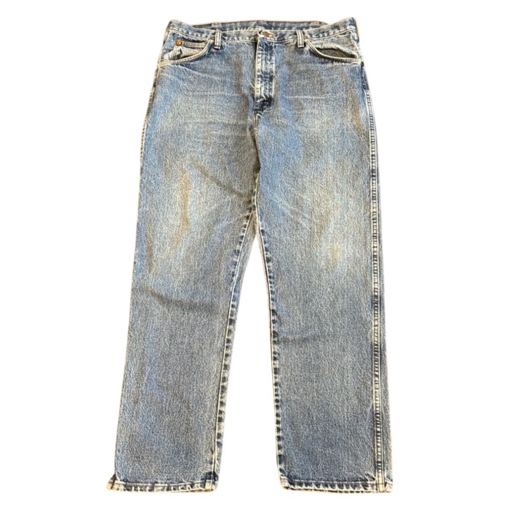WRANGLER DENIM JEANS CLASSIC RELAXED FIT STRAIGHT LEG  38 x 32